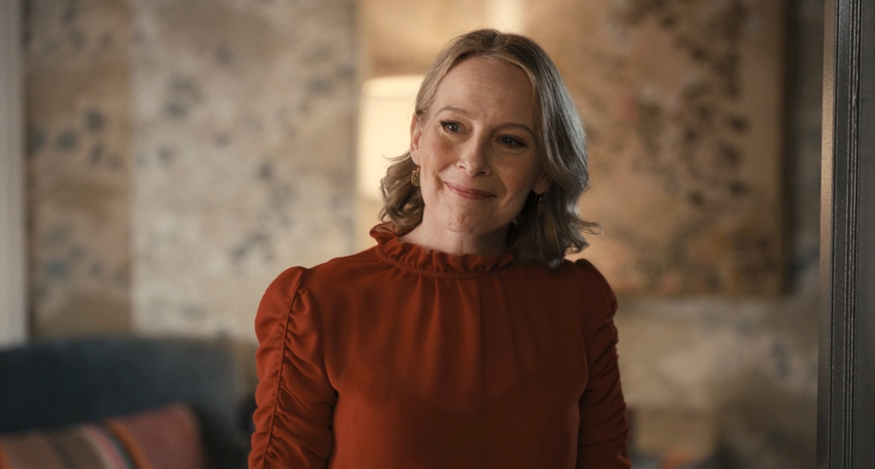 Only Murders in the Building Cast - Amy Ryan as Jan