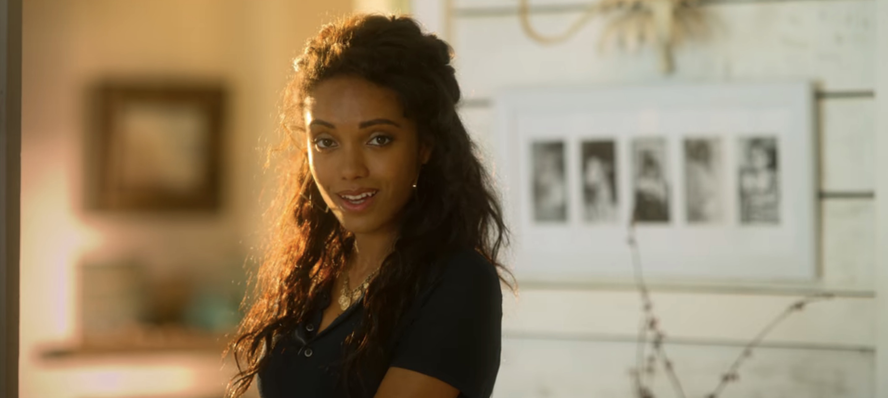 The Kissing Booth 3 Cast - Maisie Richardson-Sellers as Chloe