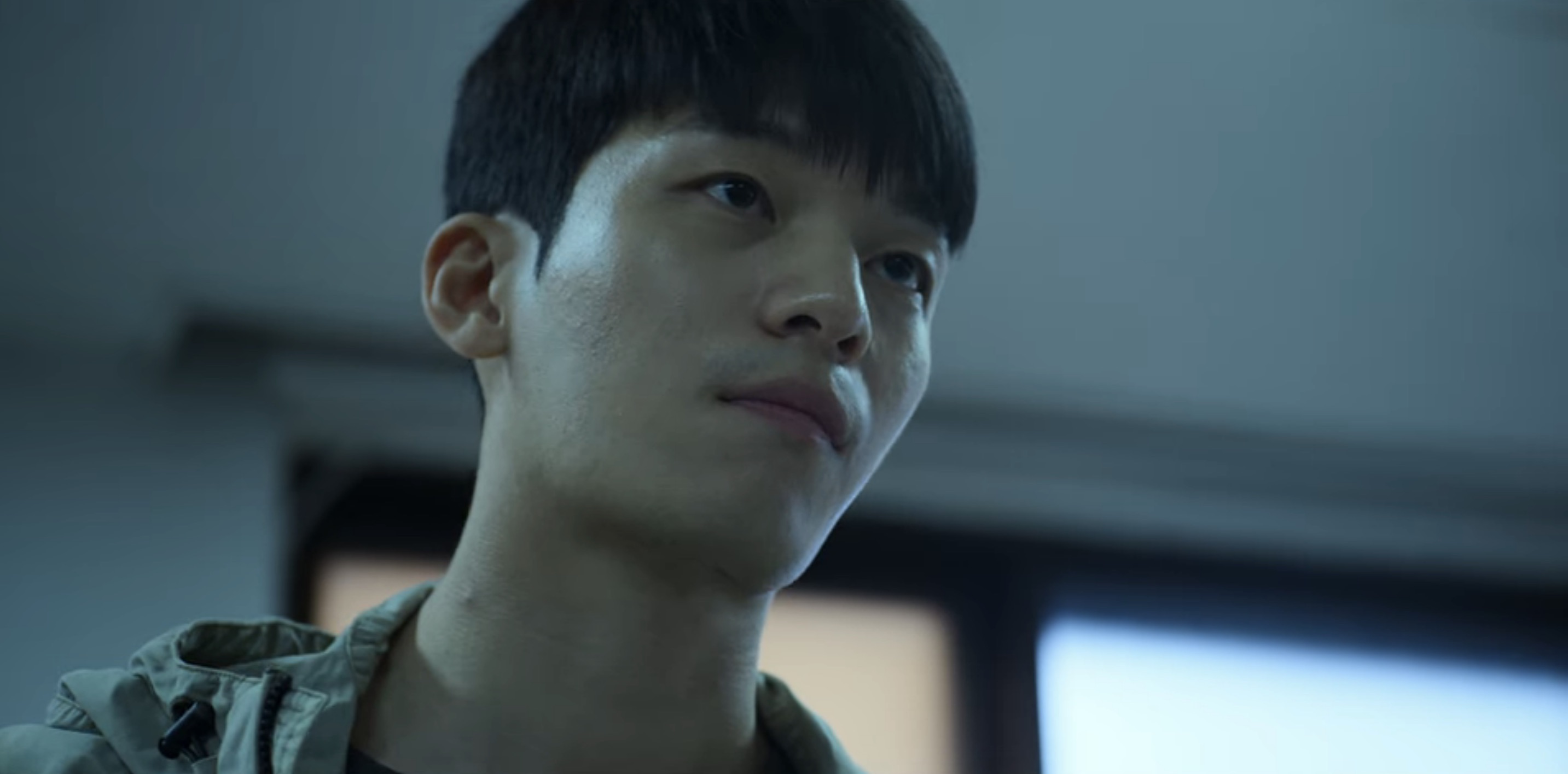 Squid Game Cast - Wi Ha-joon as Hwang Jun-ho