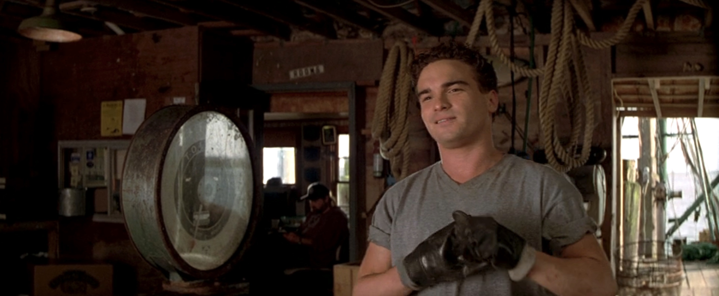 I Know What You Did Last Summer Cast - Johnny Galecki as Max Neurick