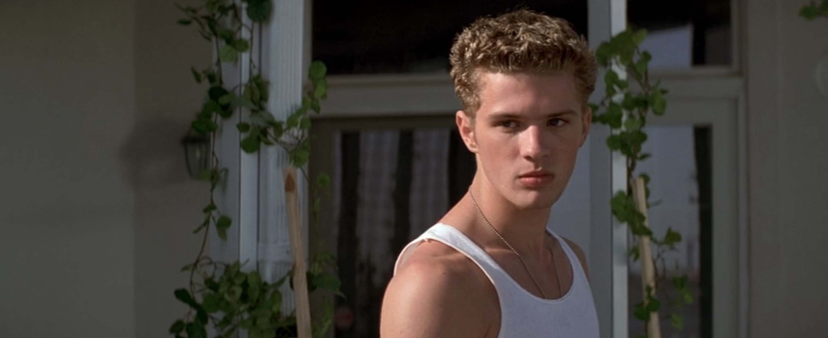 I Know What You Did Last Summer Cast - Ryan Phillippe as Barry Cox
