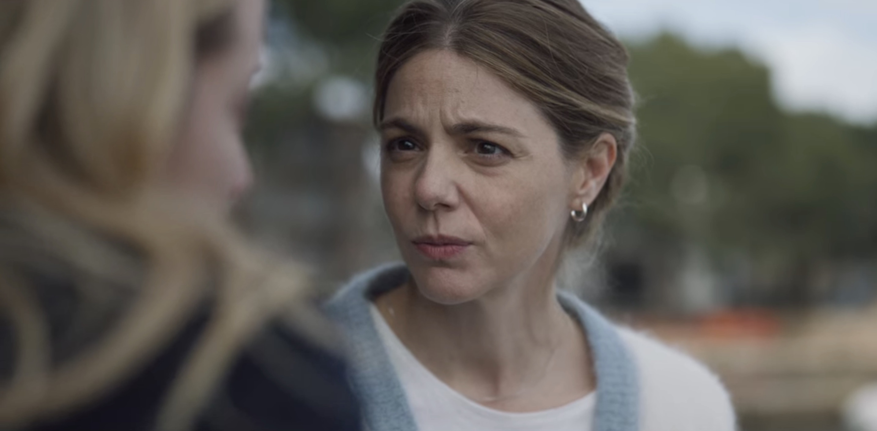 Lies and Deceit Cast on Netflix - Manuela Velasco as Cata