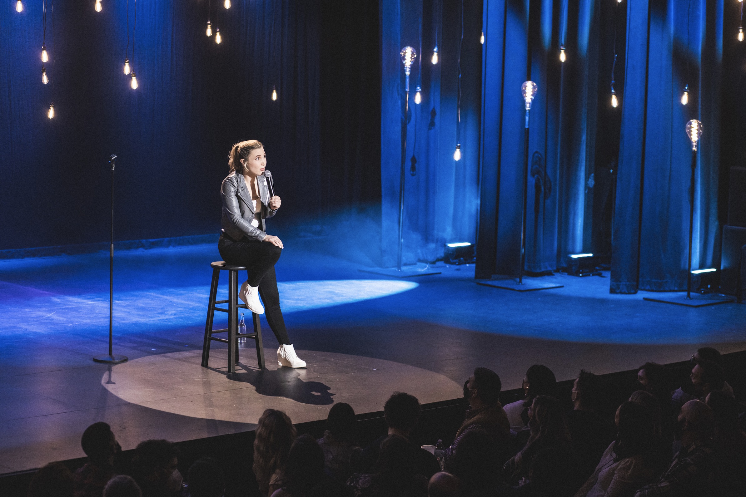 Look at You - 2022 Taylor Tomlinson Netflix Comedy Special