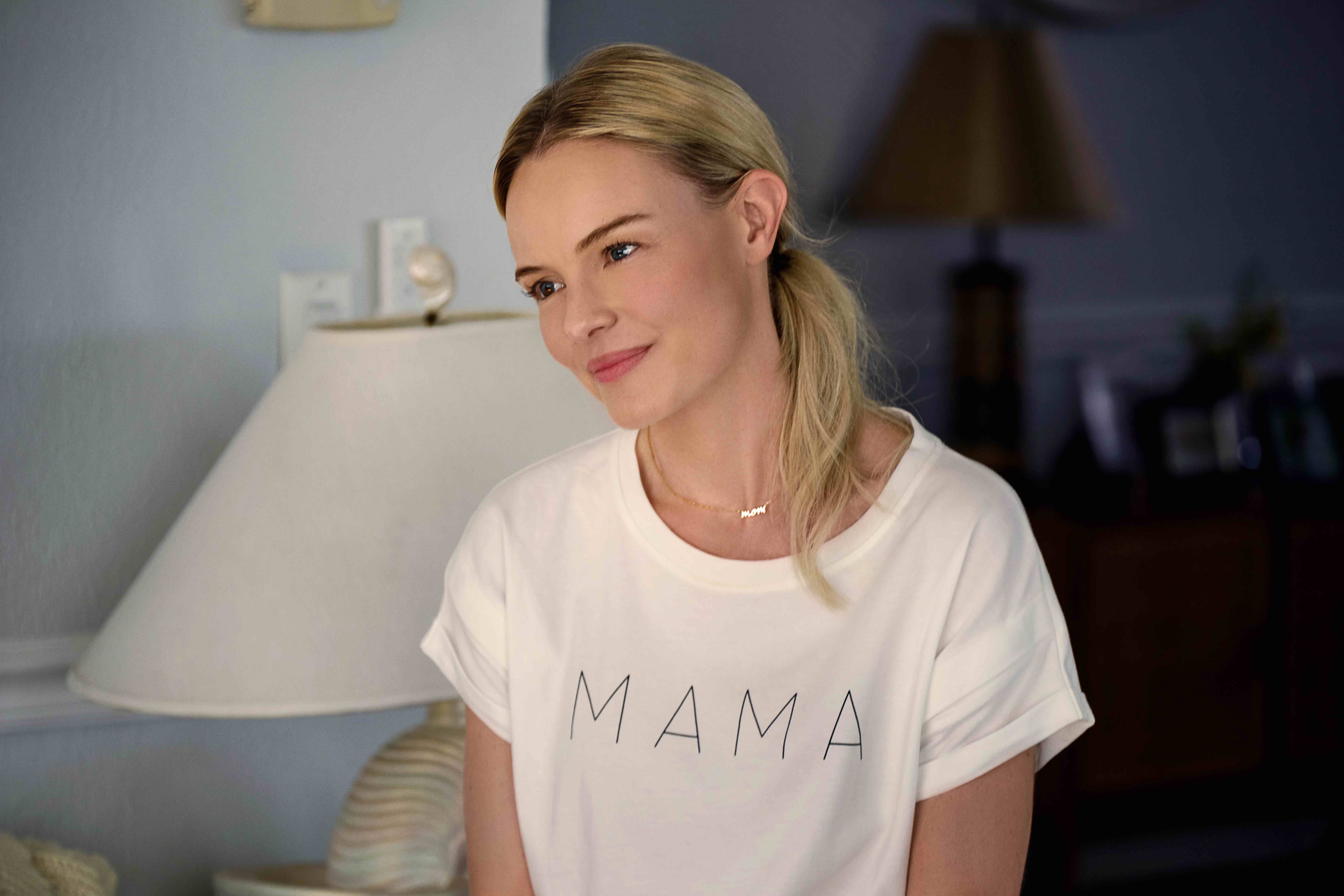 Along for the Ride Cast on Netflix - Kate Bosworth as Heidi