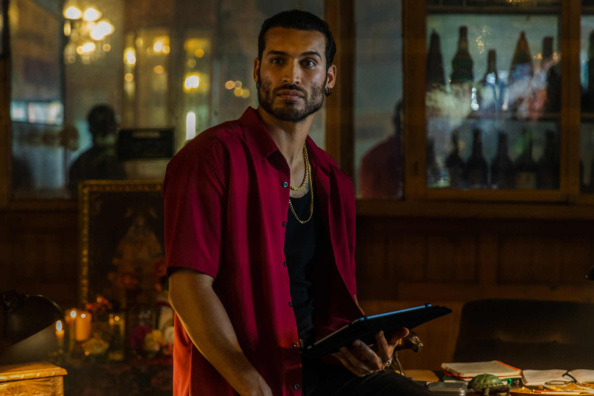 Centauro Cast on Netflix - Édgar Vittorino as Carlos