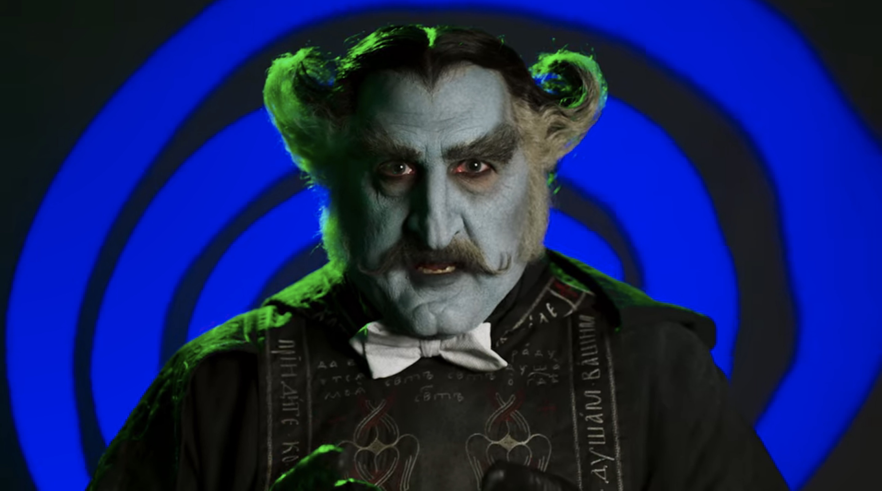 The Munsters Cast on Netflix - Daniel Roebuck as The Count