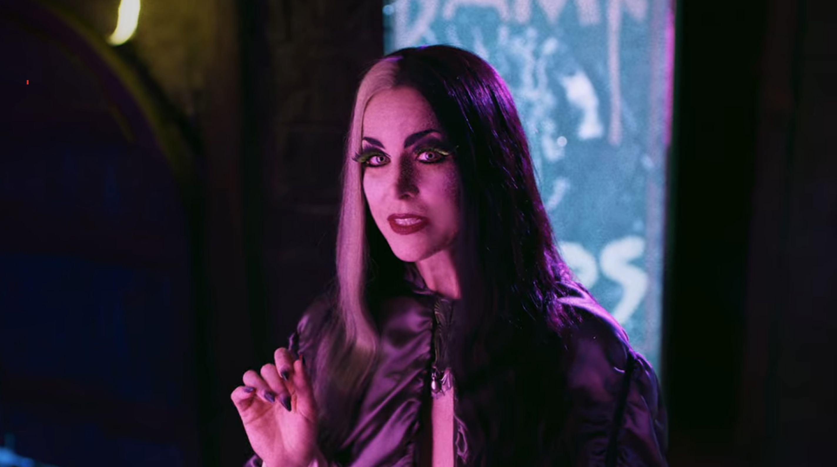 The Munsters Cast on Netflix - Sheri Moon Zombie as Lily Munster