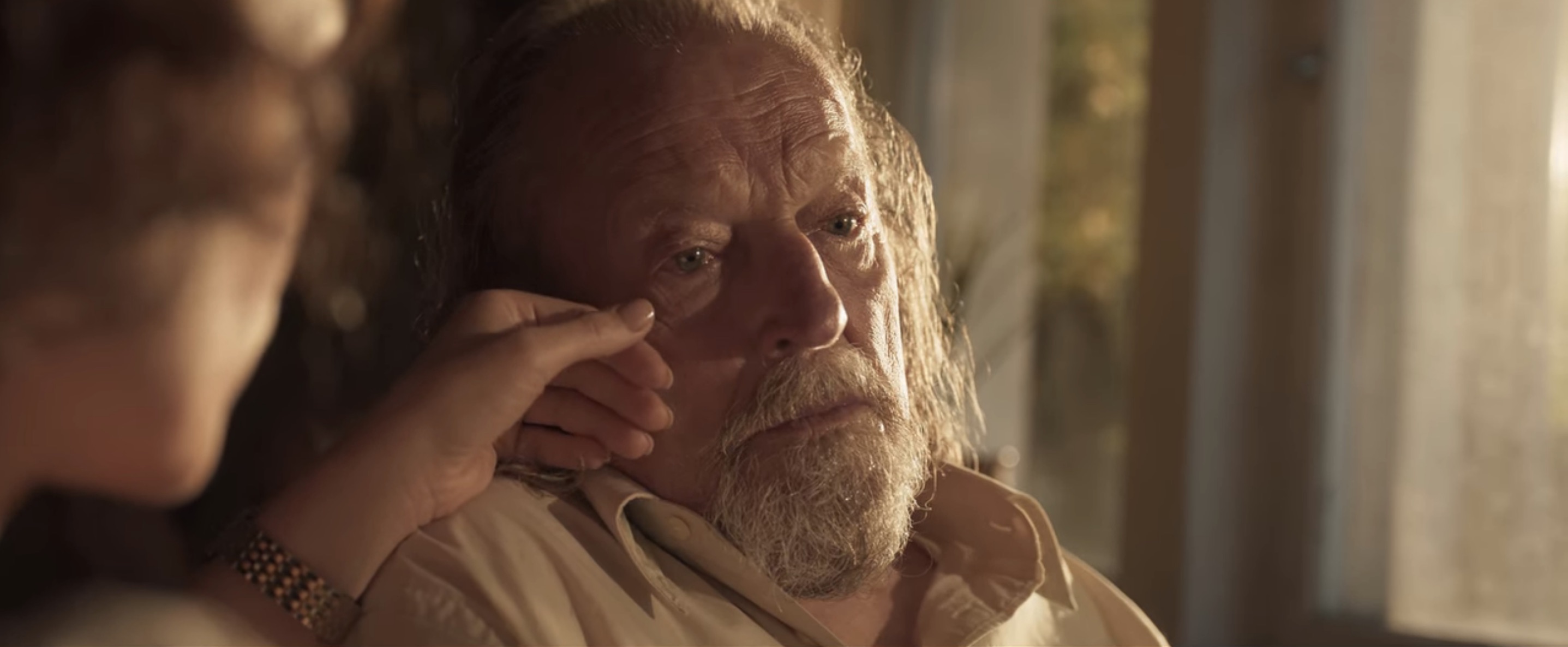 Old People Cast on Netflix - Paul Fassnacht as Opa Aike