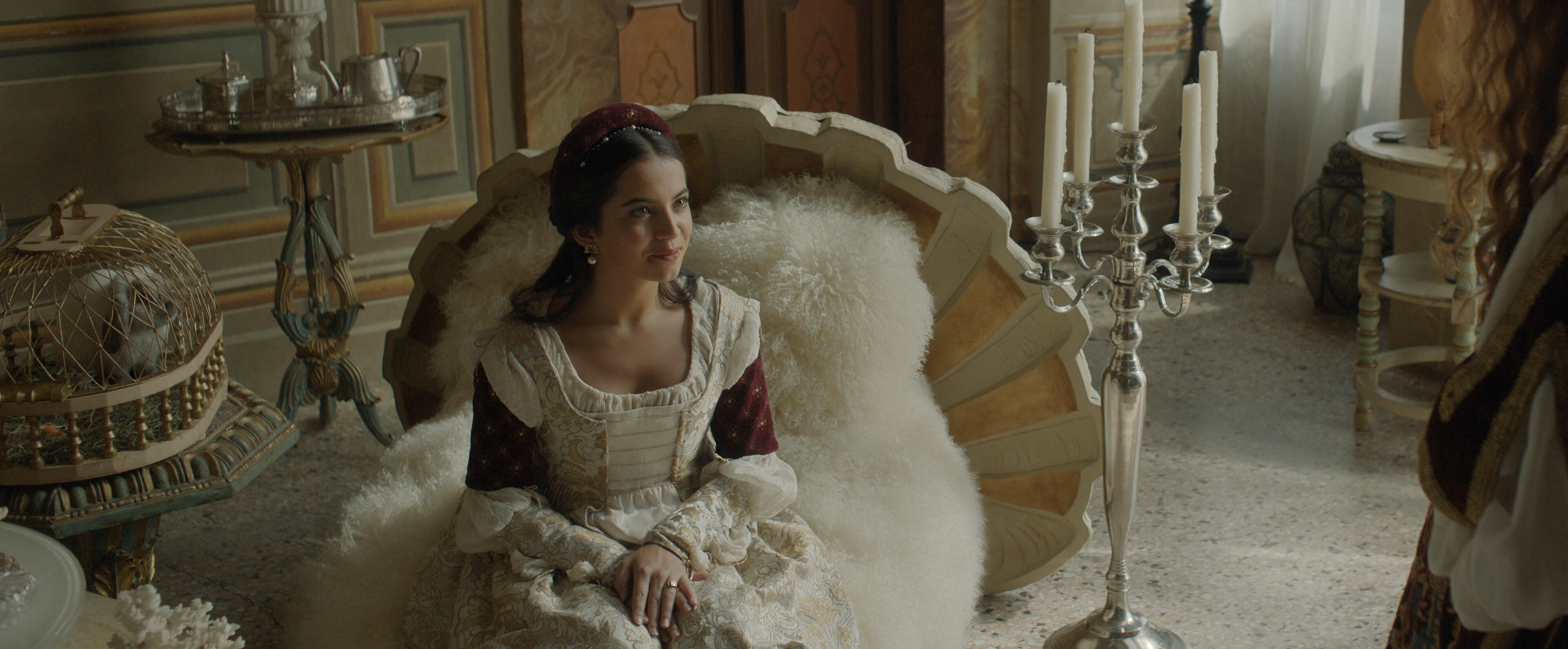 Rosaline Cast on Hulu - Isabela Merced as Juliet
