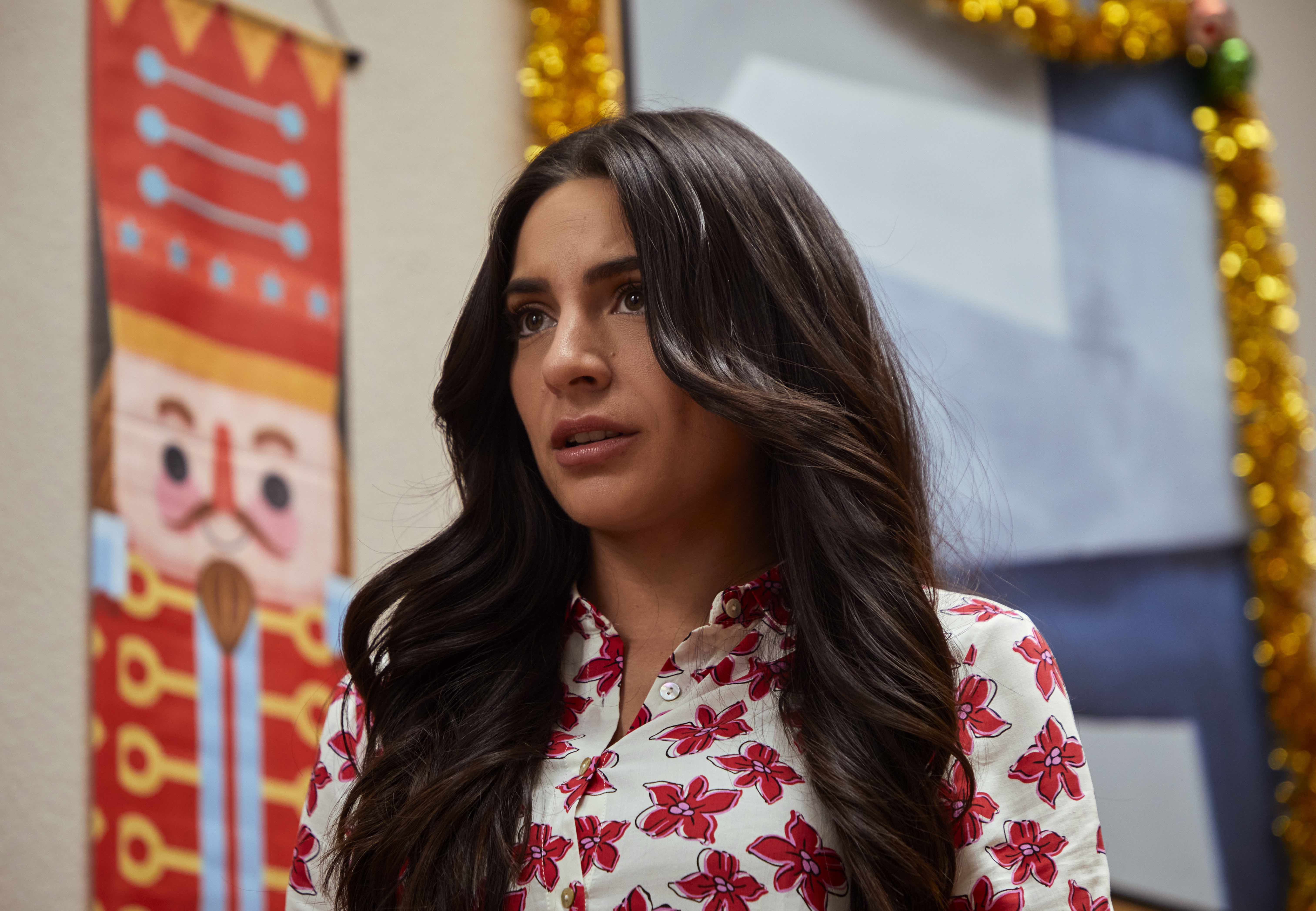 A Not So Merry Christmas Cast on Netflix - Ana Brenda Contreras as Daniela