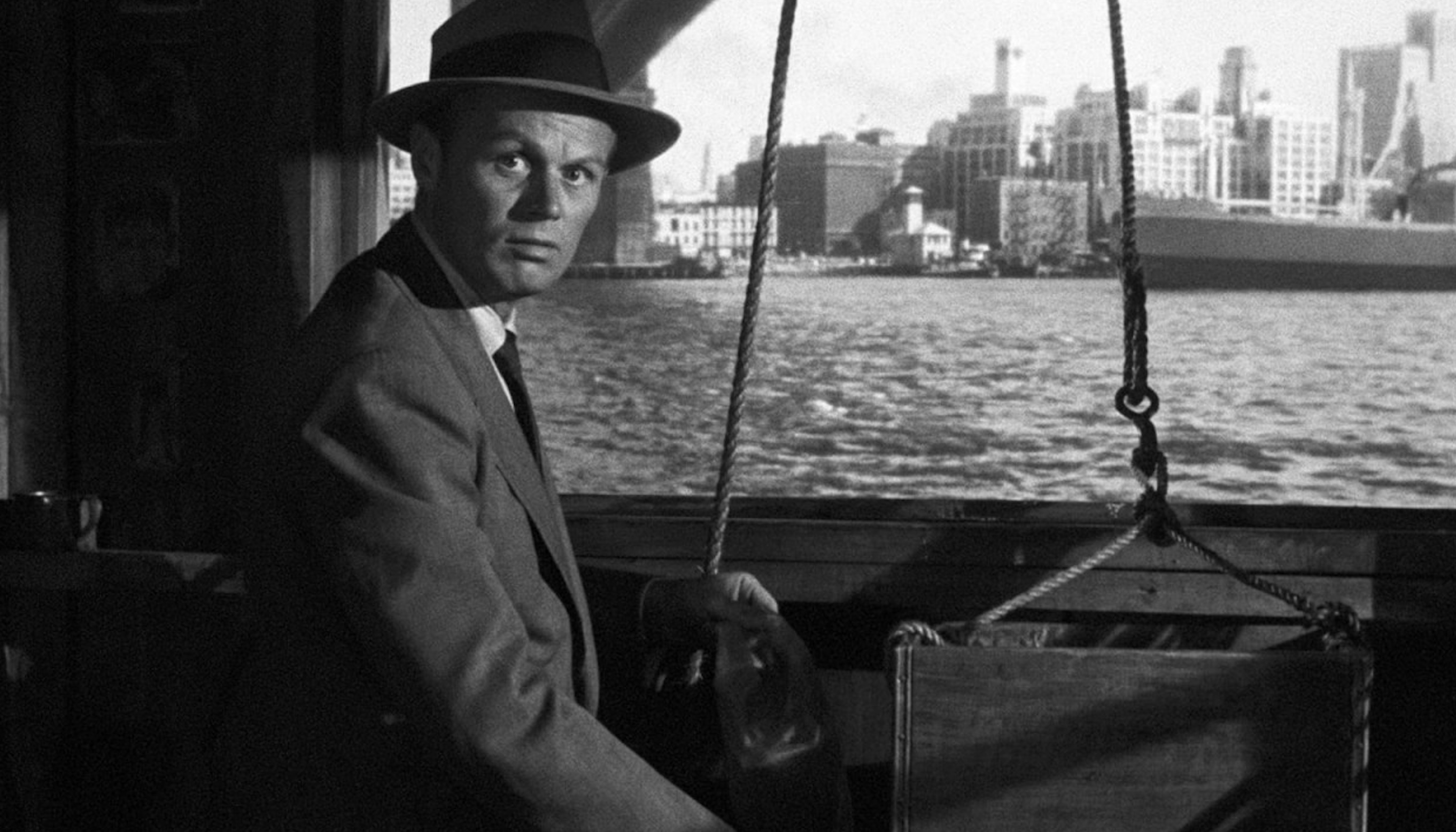 Pickup on South Street Essay - 1953 Samuel Fuller Movie Film