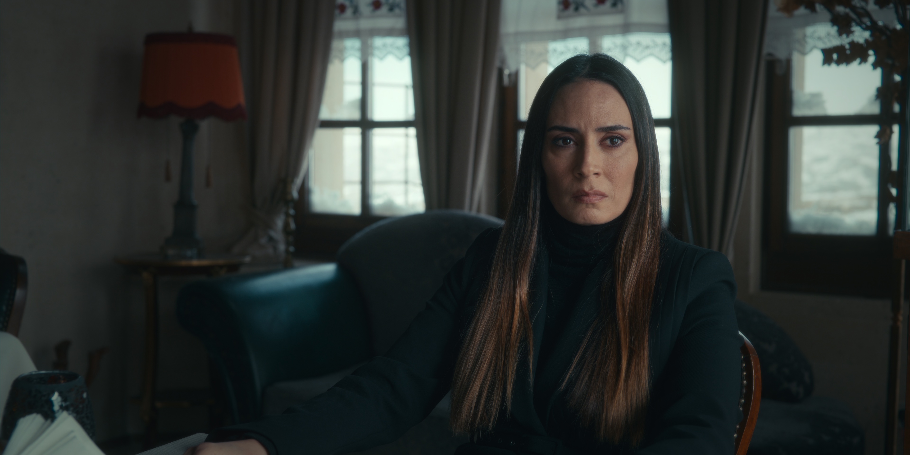Who Were We Running From Cast on Netflix - Melisa Sözen as Mother