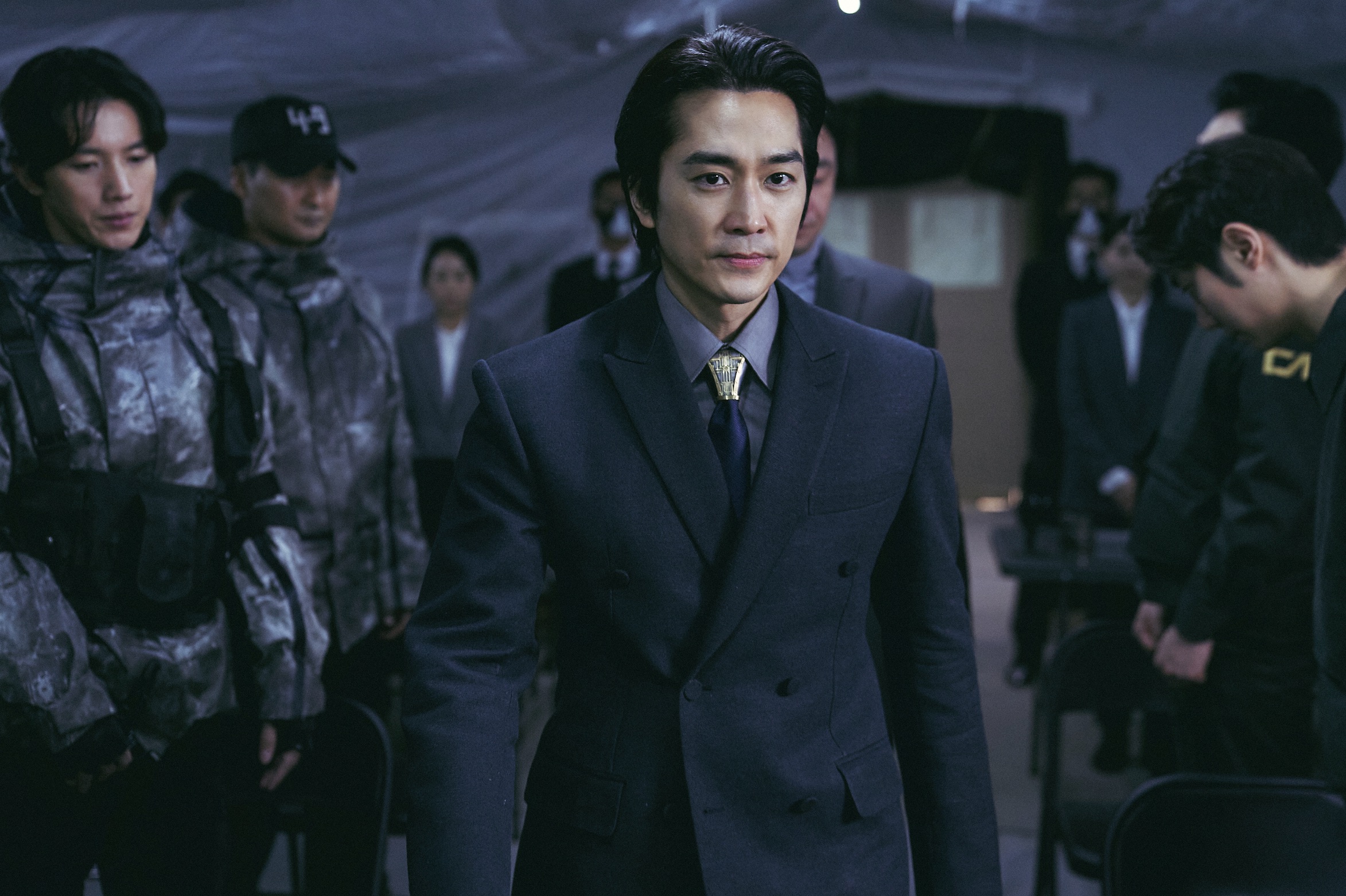 Black Knight Cast on Netflix - Song Seung-Heon as Ryu Seok