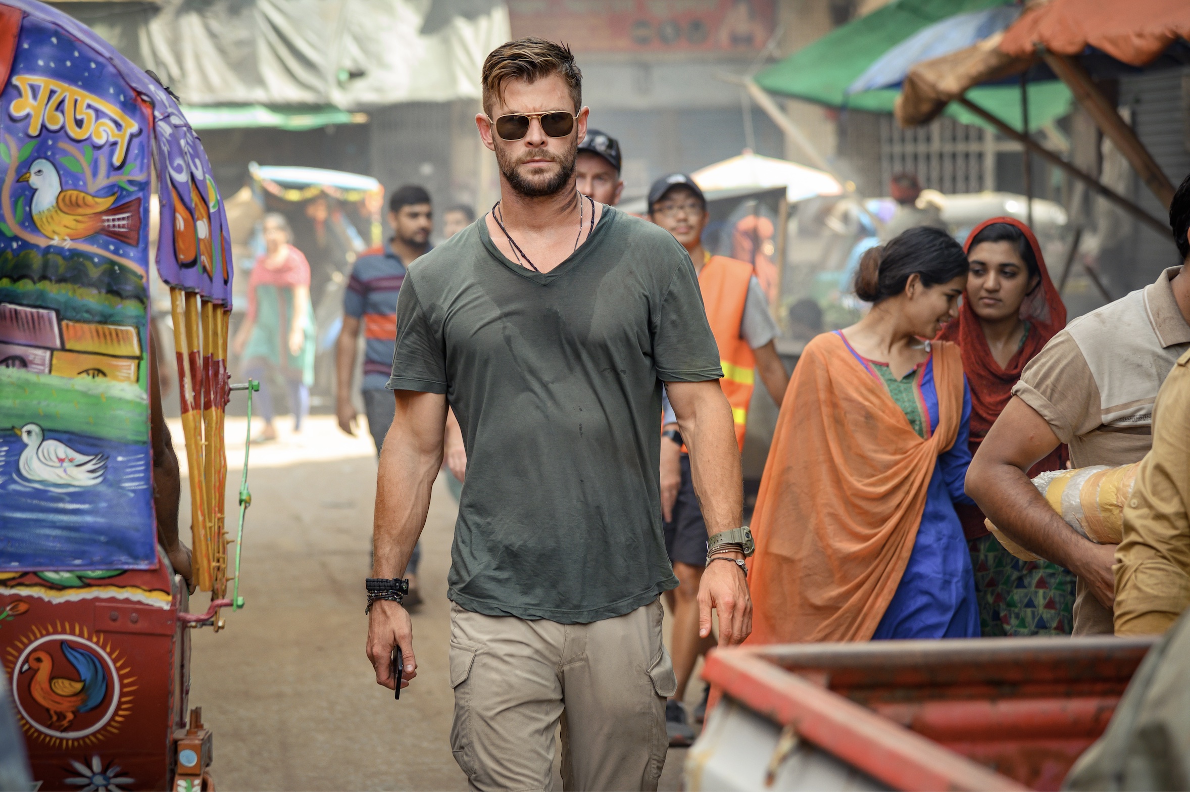 Extraction Cast on Netflix - Chris Hemsworth as Tyler Rake