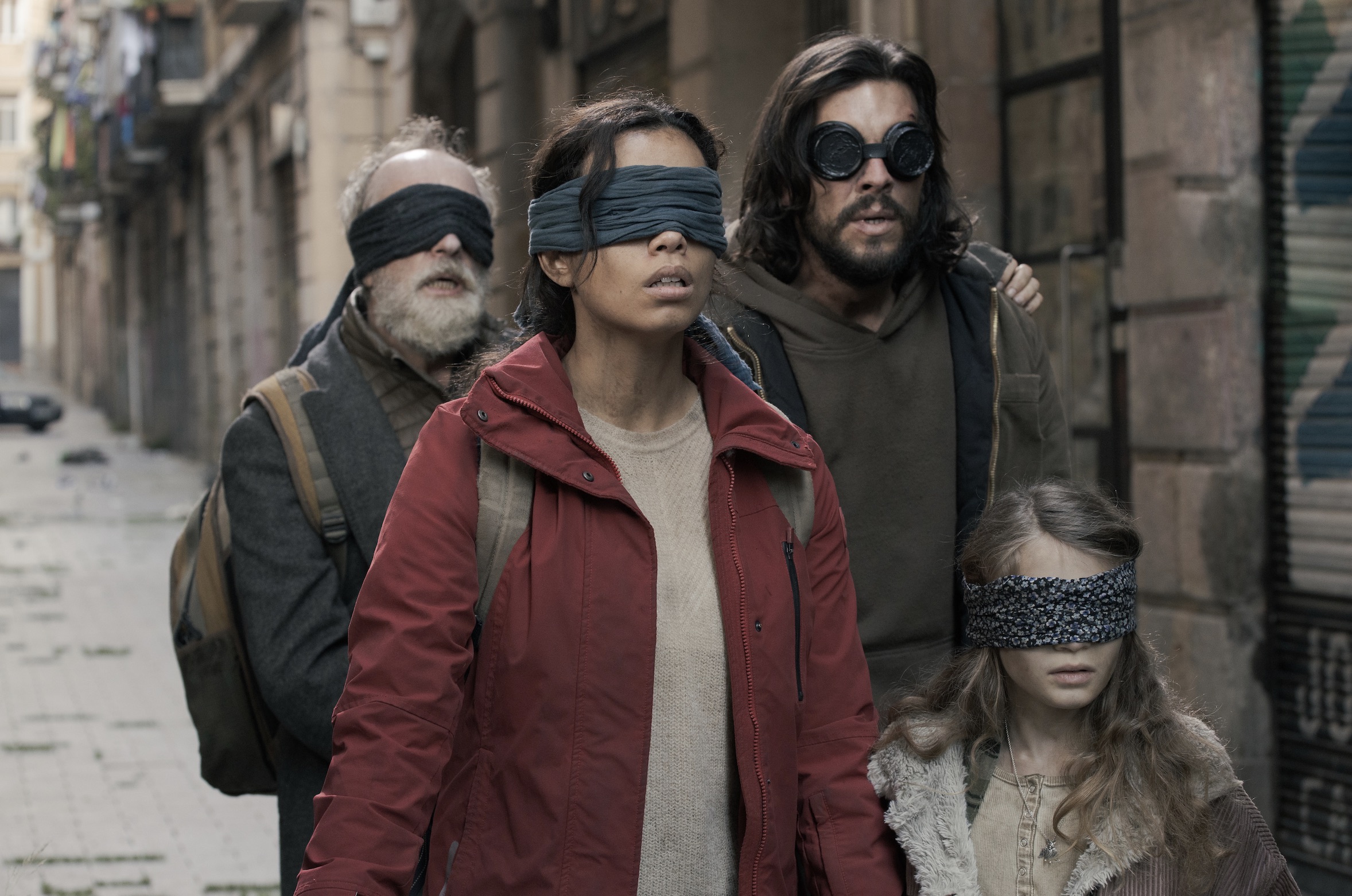 Bird Box: Barcelona Cast - Every Actor and Character in the 2023 Netflix Movie