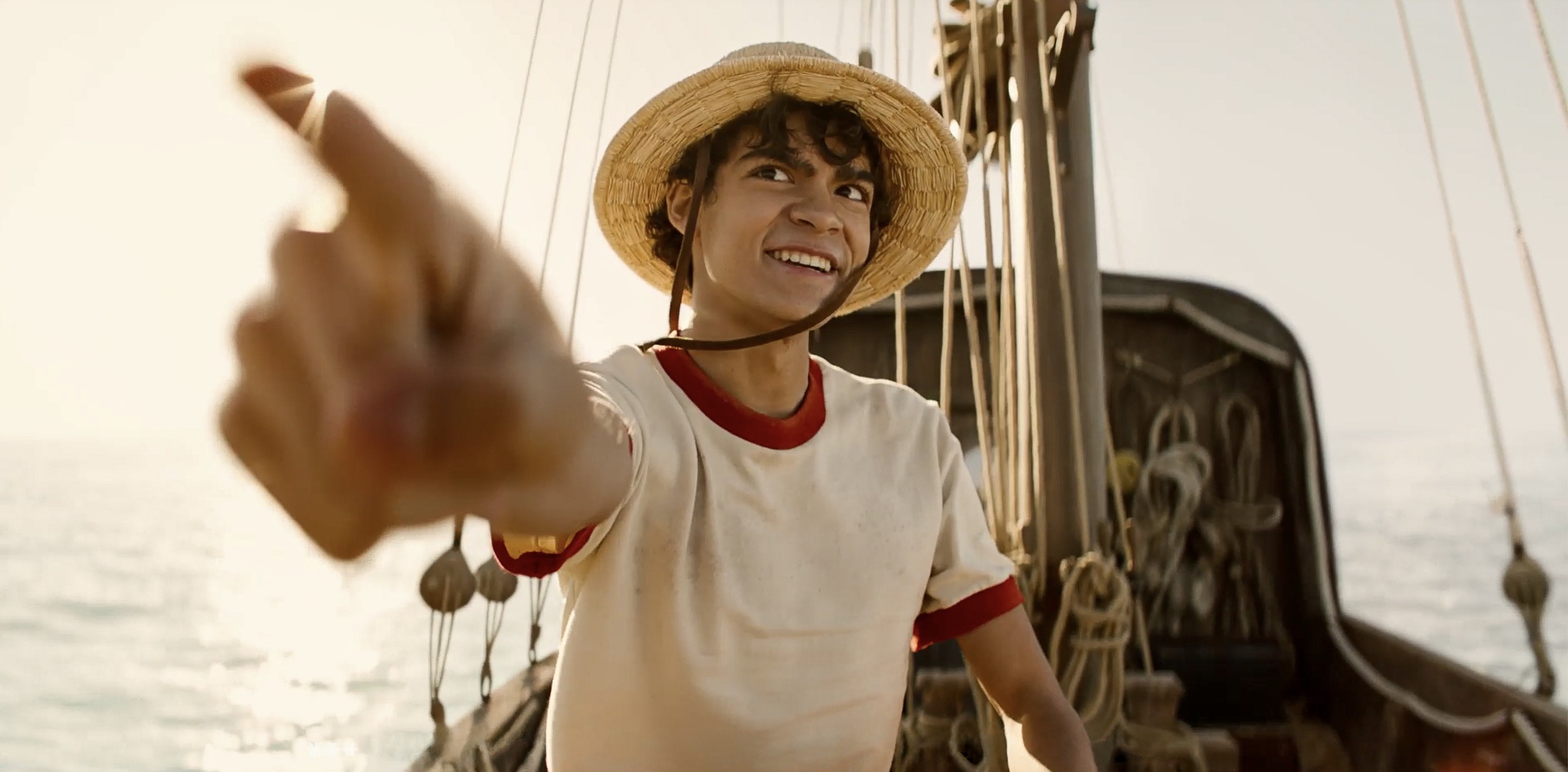 One Piece Cast on Netflix - Iñaki Godoy as Monkey D. Luffy
